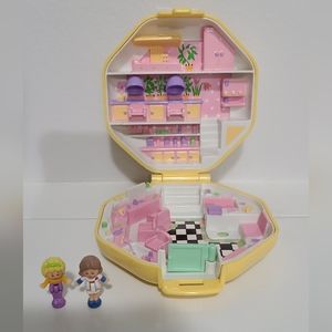 Vintage 1990 Polly Pocket Hair Salon